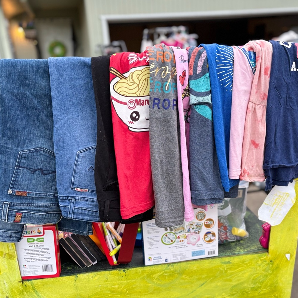 Large bundle of girls size 14-16 jeans and tees